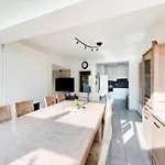 Villa With Jacuzzi & Sauna 500m From Middelkerke