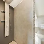 Villa With Jacuzzi & Sauna 500m From