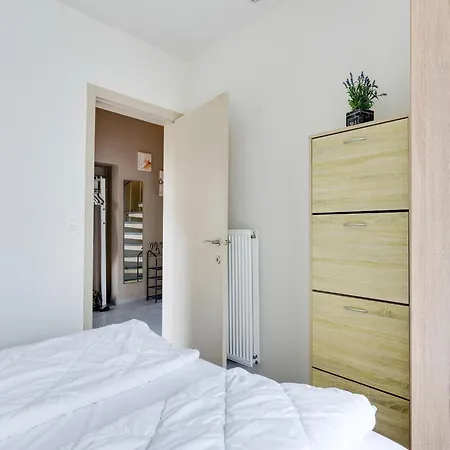 With Jacuzzi & Sauna 500m From Villa Middelkerke